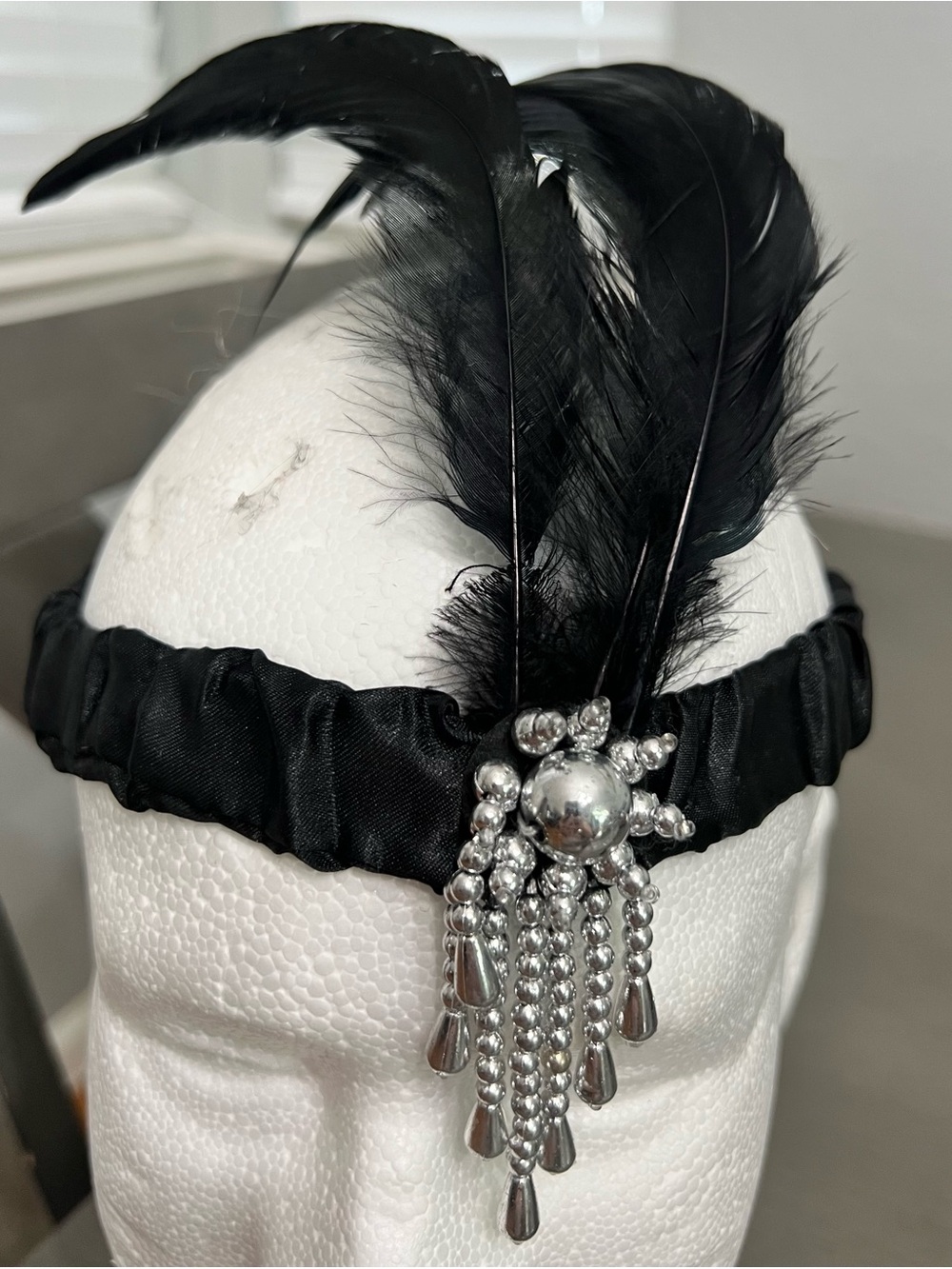 NWOT 1920s-style flapper costume headband